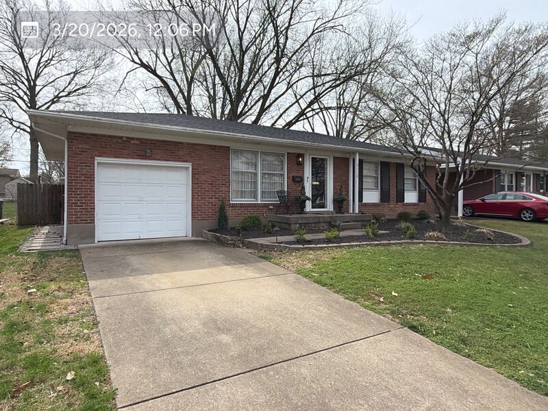 Roofing project in Charlestown, IN