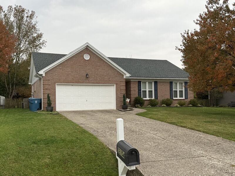 Siding project photo 7