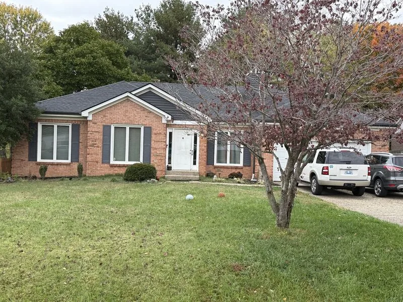 Completed siding project #8 in Louisville, KY by Homestretch Roofing