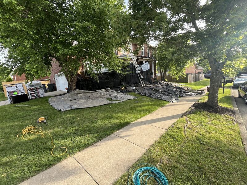 Homestretch team and customers 1